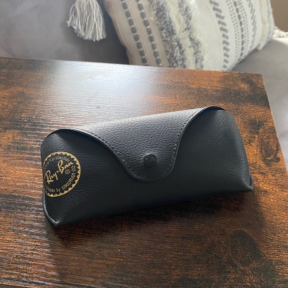 Mens ray-ban sunglasses worn once - Picture 5 of 8